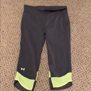 under armor crop leggings women’s